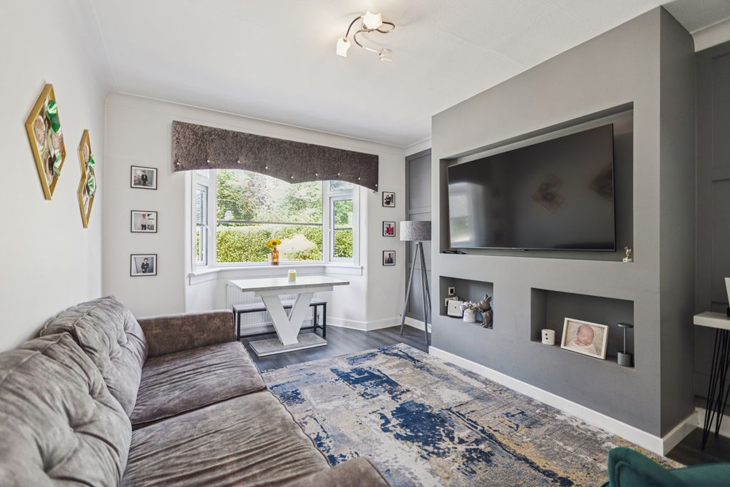 Edinburgh Road, Baillieston, Glasgow G69, bed semi-detached