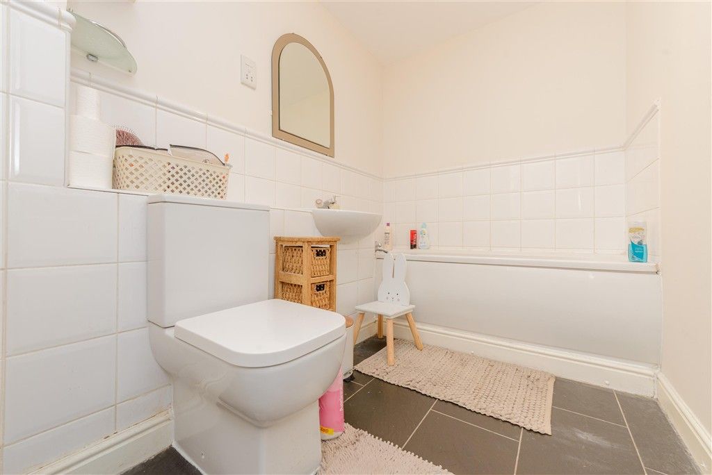 Property photo 2 of 3 Bathroom