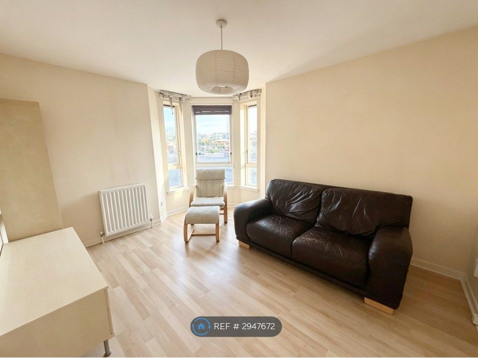 Property photo 3 of 6