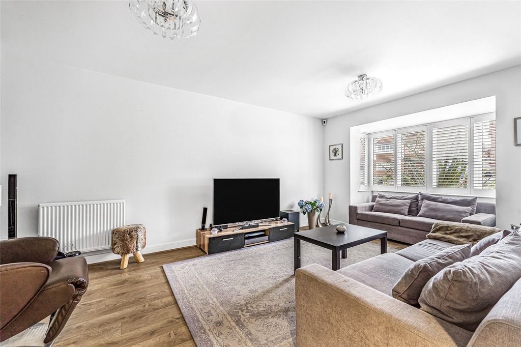 Property photo 2 of 21 Picture No. 01