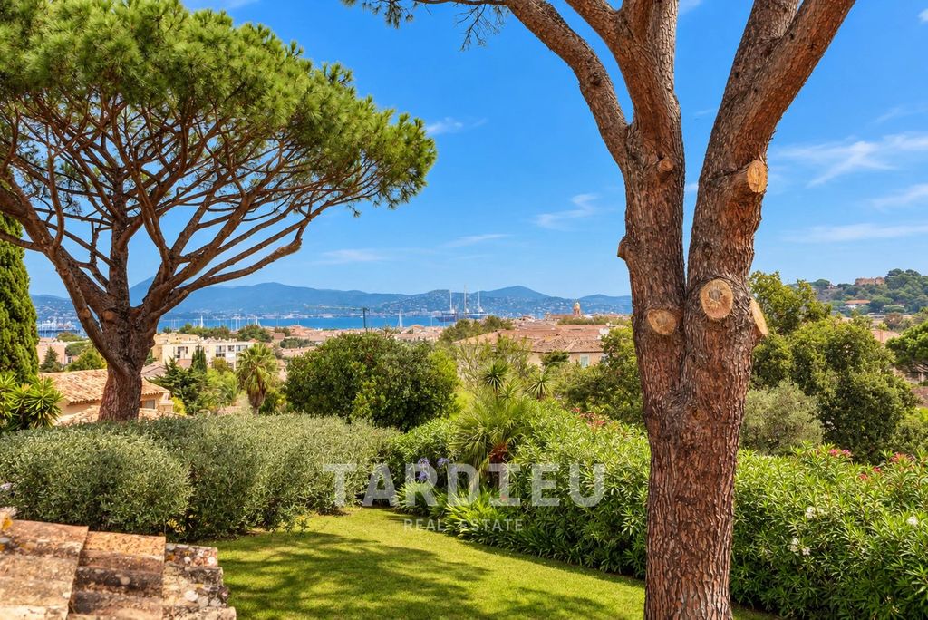 Property photo 1 of 11 Provençal House With Sea View