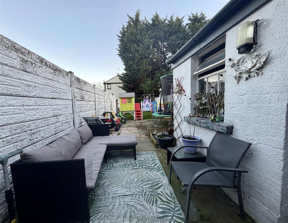 Property photo 2 of 12 Img_4962.Jpeg