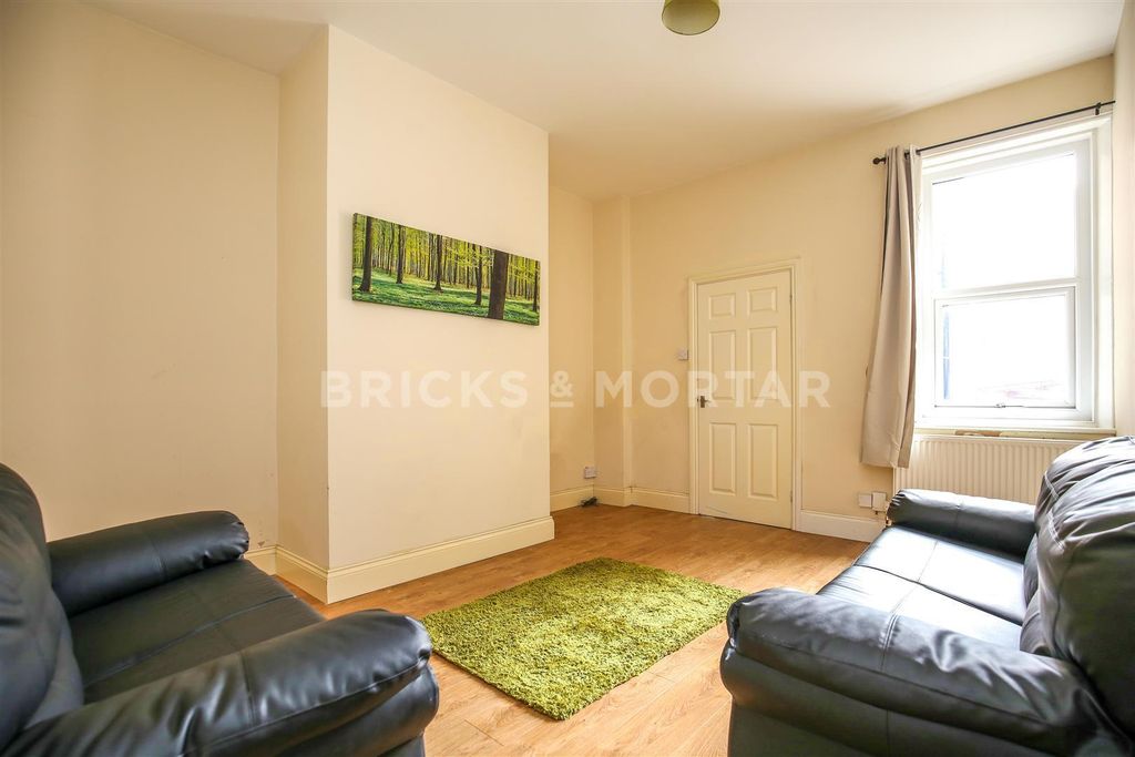 Property photo 1 of 6 K4Eraeuxguyog0Xjwzfpxg.Jpg