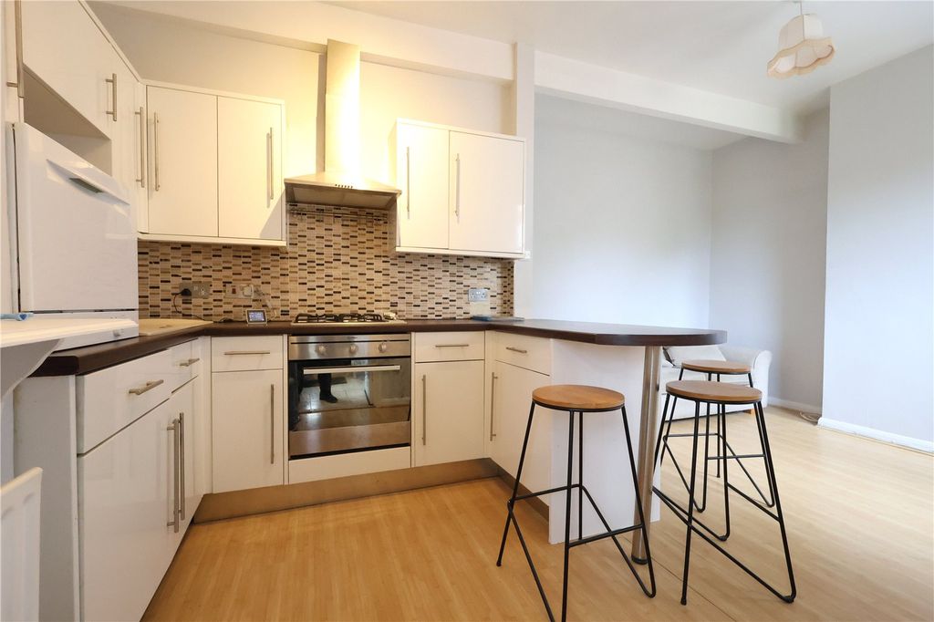 Property photo 3 of 14 Picture No. 05
