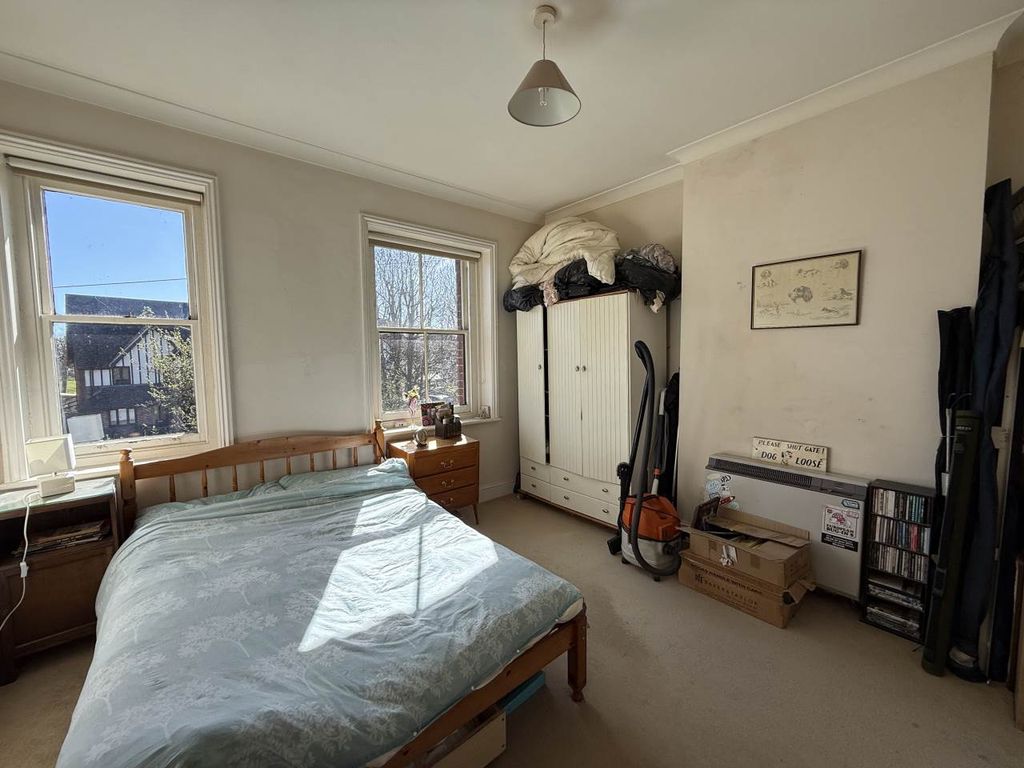 Property photo 3 of 13 Img_3022