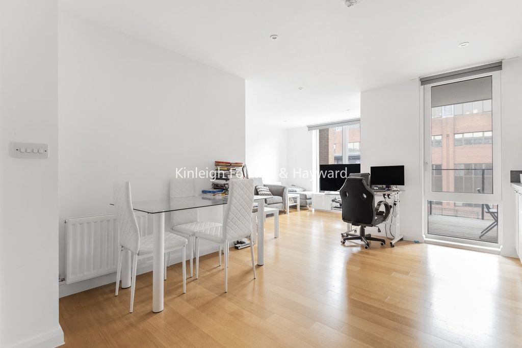 Property photo 2 of 8 Picture No. 03