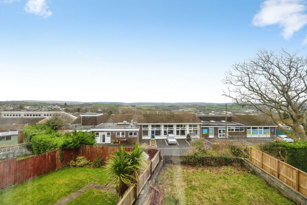 Property photo 3 of 21 Pbox-Img.Jpg