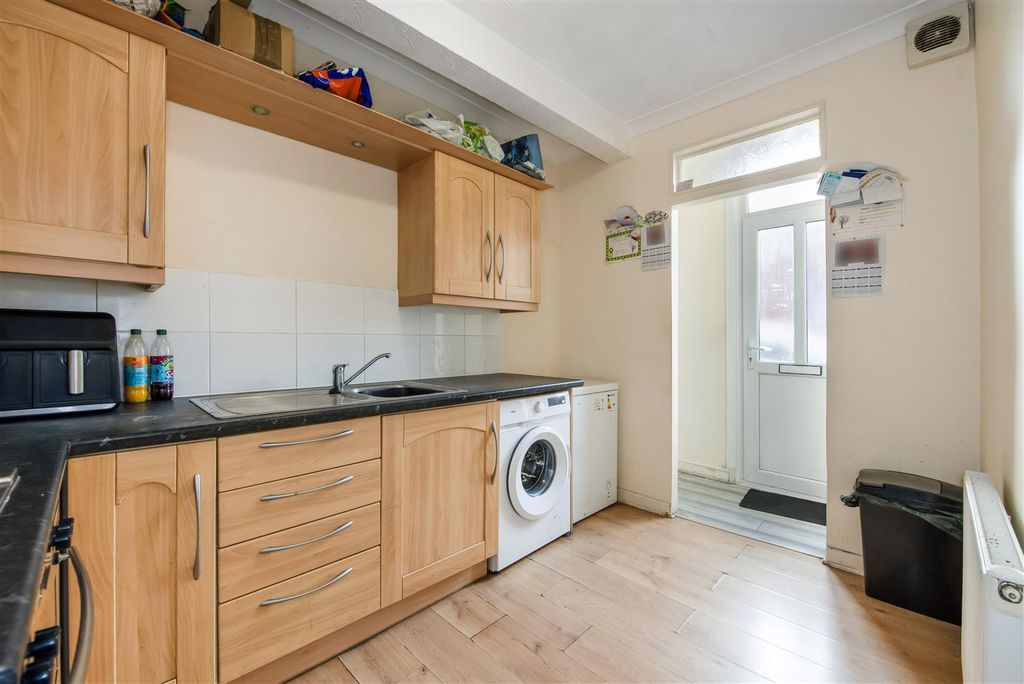 Property photo 2 of 20 Kitchen To Hall.Jpg