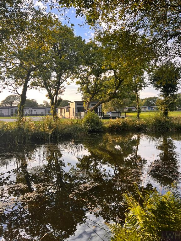 Property photo 2 of 17 Views