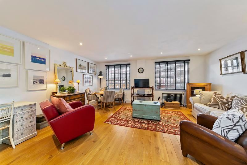 Property photo 2 of 17 Reception