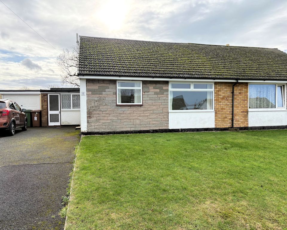 Property photo 2 of 32