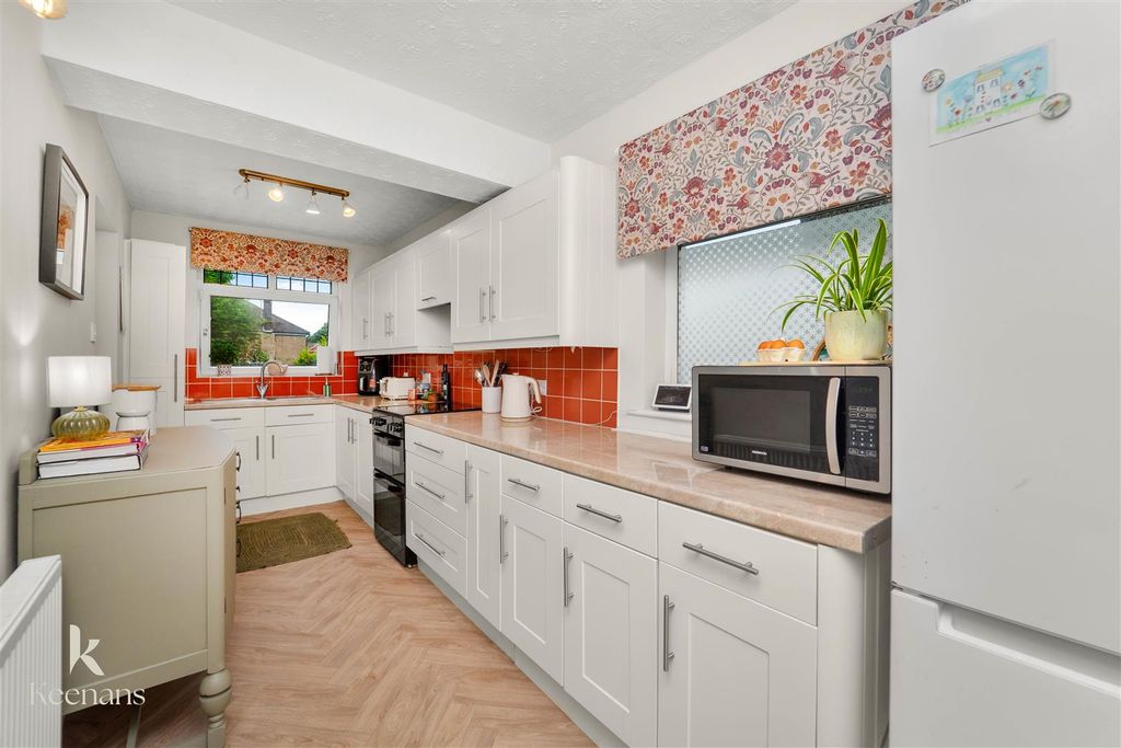 Property photo 3 of 37 3.Jpg
