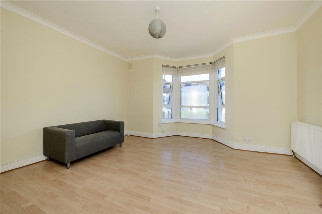 Property photo 2 of 5