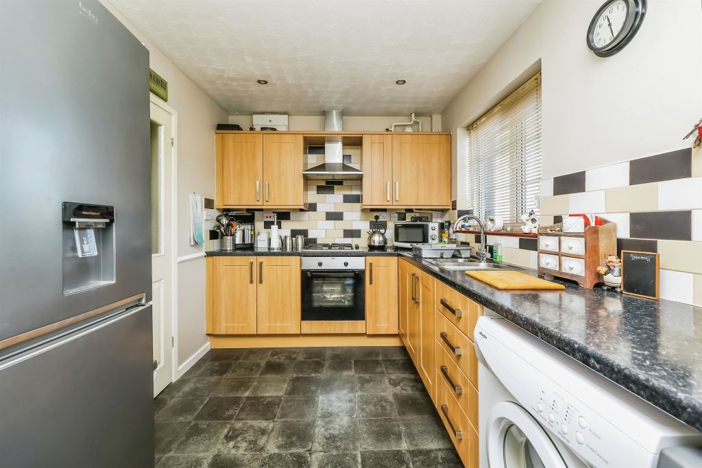 Property photo 2 of 17