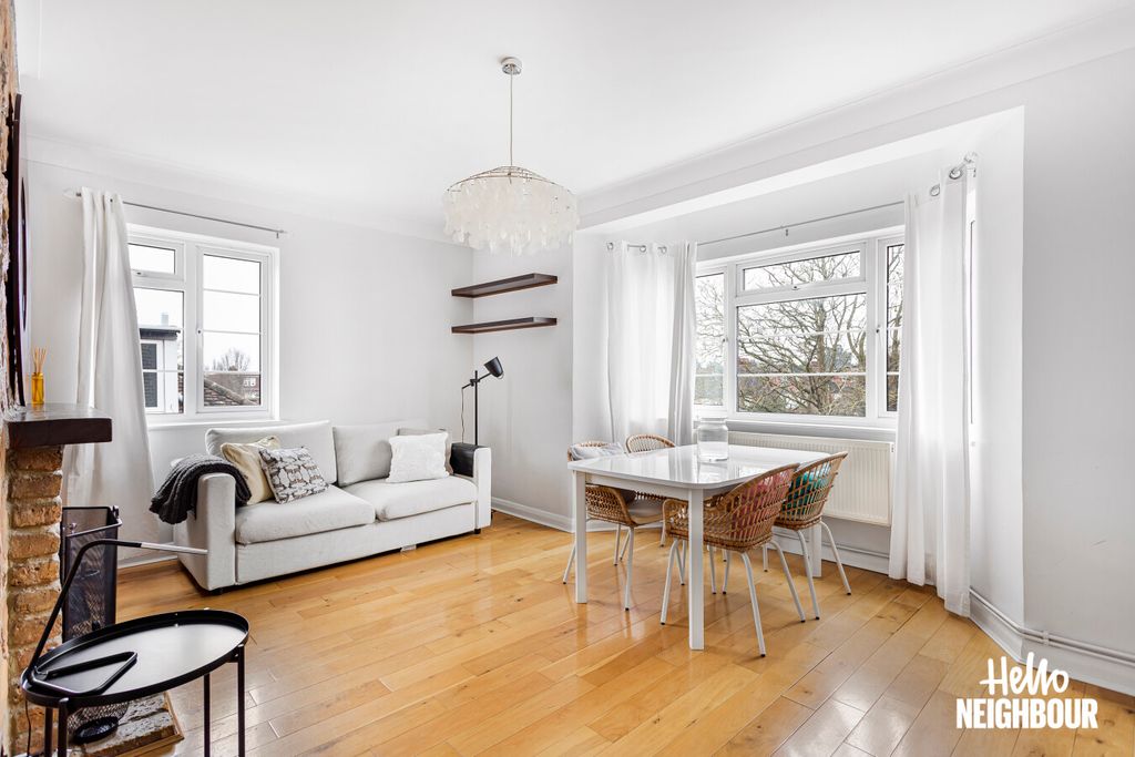 Property photo 1 of 17 Photo 0