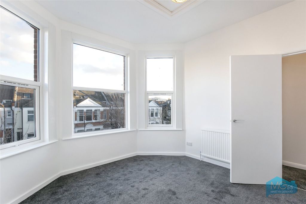 Property photo 3 of 14 Picture No. 03