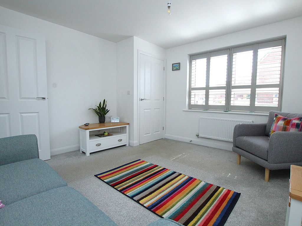 Property photo 3 of 24