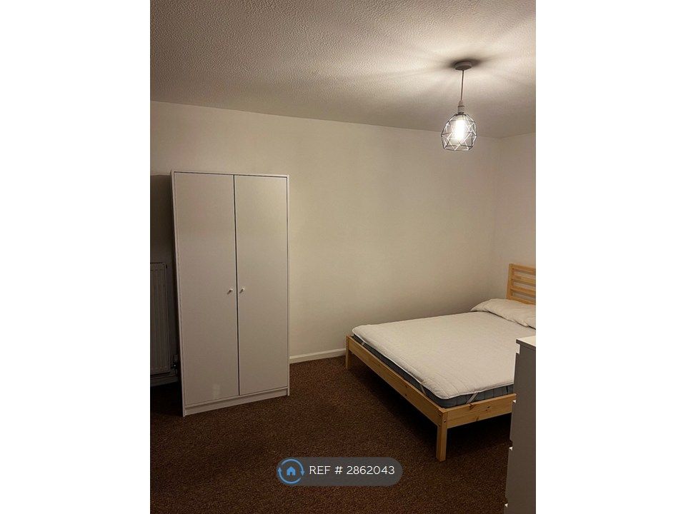 Property photo 2 of 3