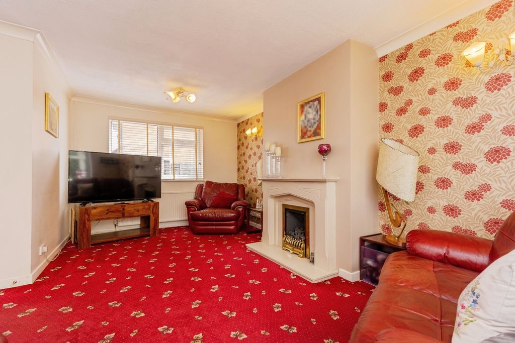 Property photo 3 of 18 Photo