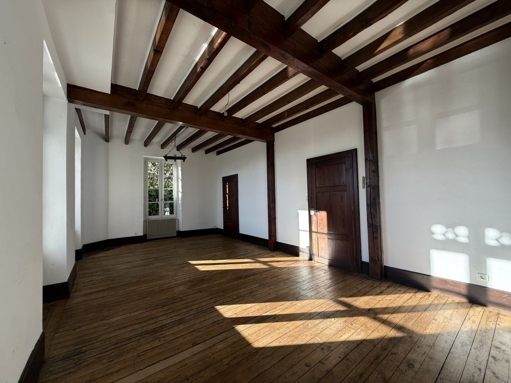 Property photo 3 of 22