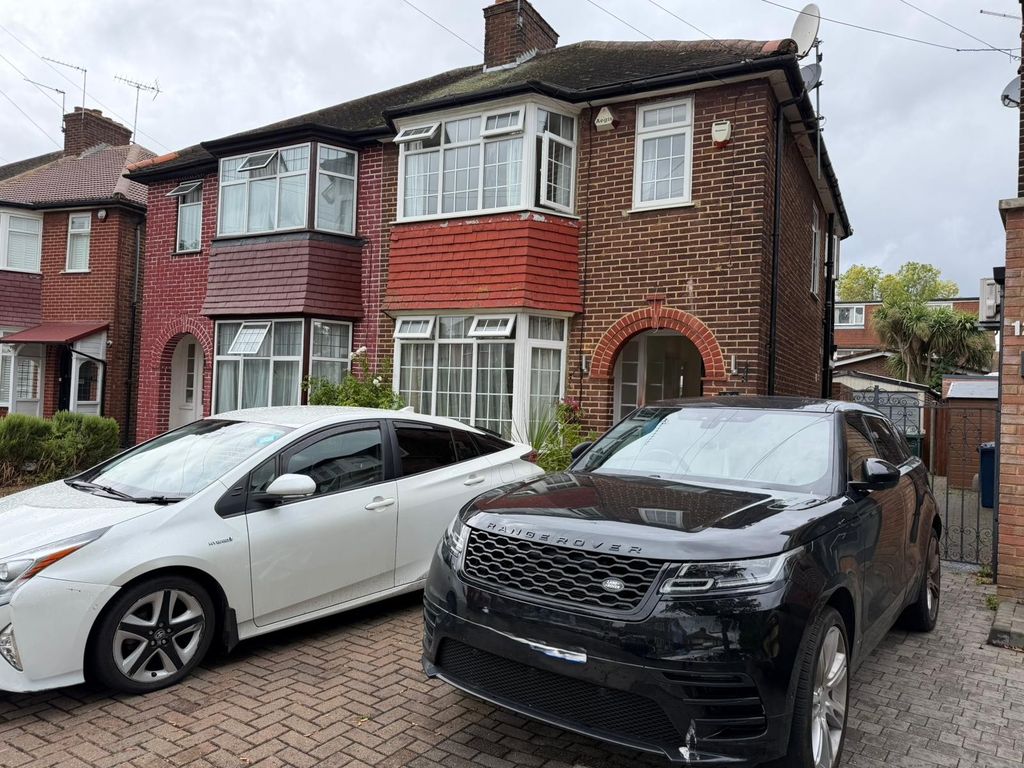 Property photo 1 of 16 Whatsapp Image 2026-08-29 At 15.54.39 (3).Jpeg