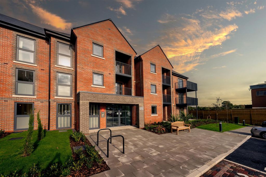 Property photo 1 of 11 13.Jpg