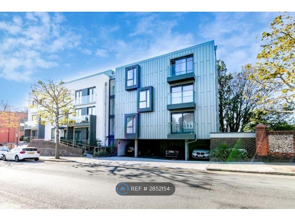 Property photo 2 of 20 Outside - Parking Undercover