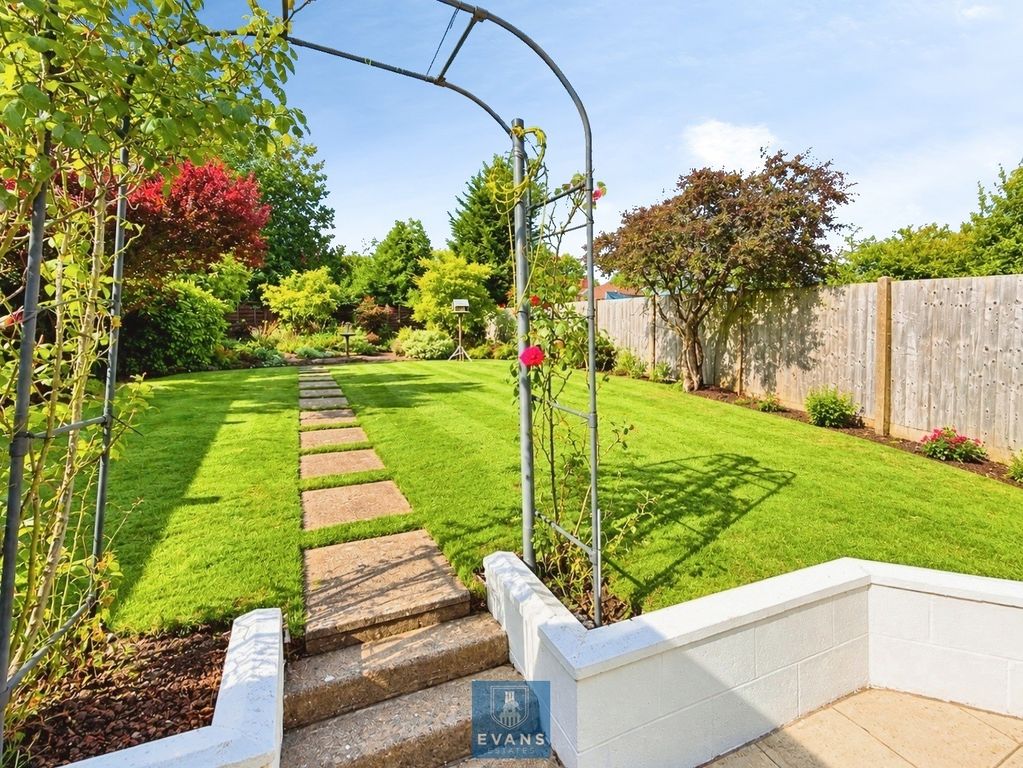 Property photo 2 of 14 Rear Garden