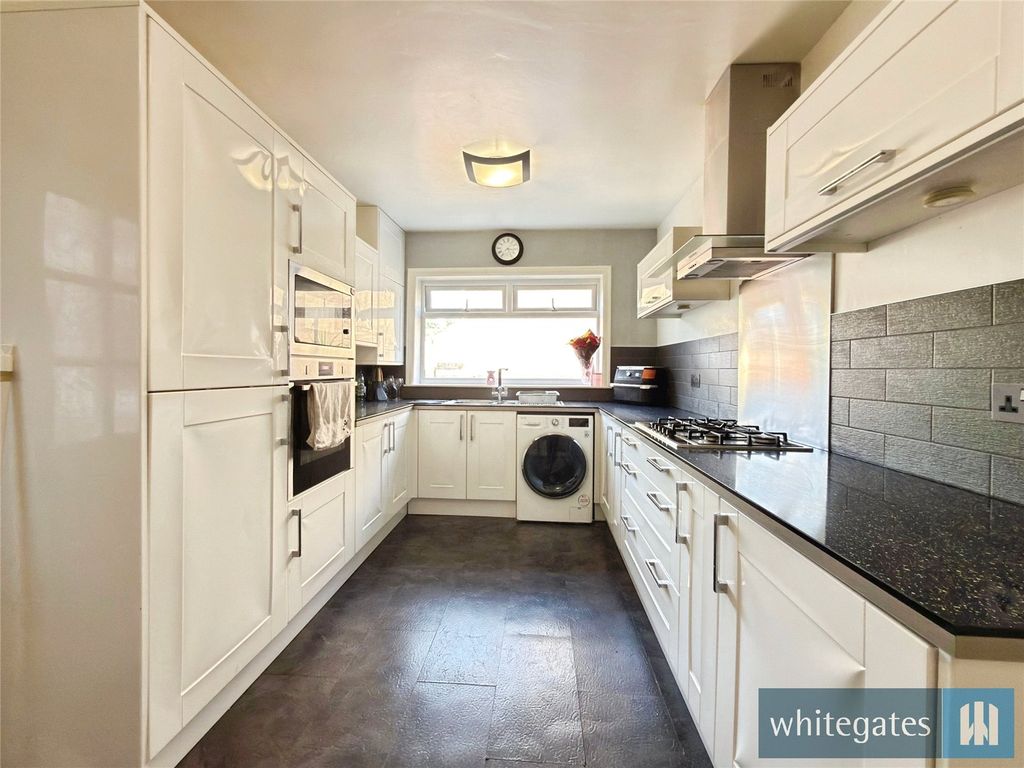 Property photo 2 of 16 Picture No. 09