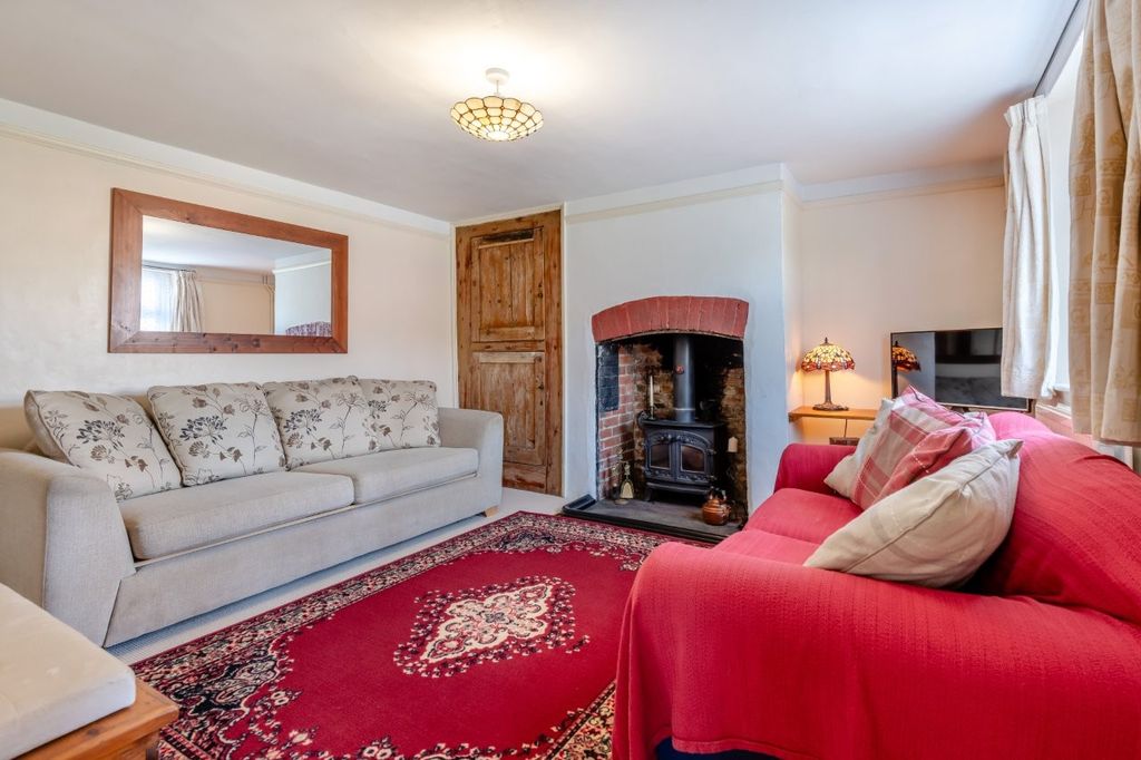 Property photo 3 of 34