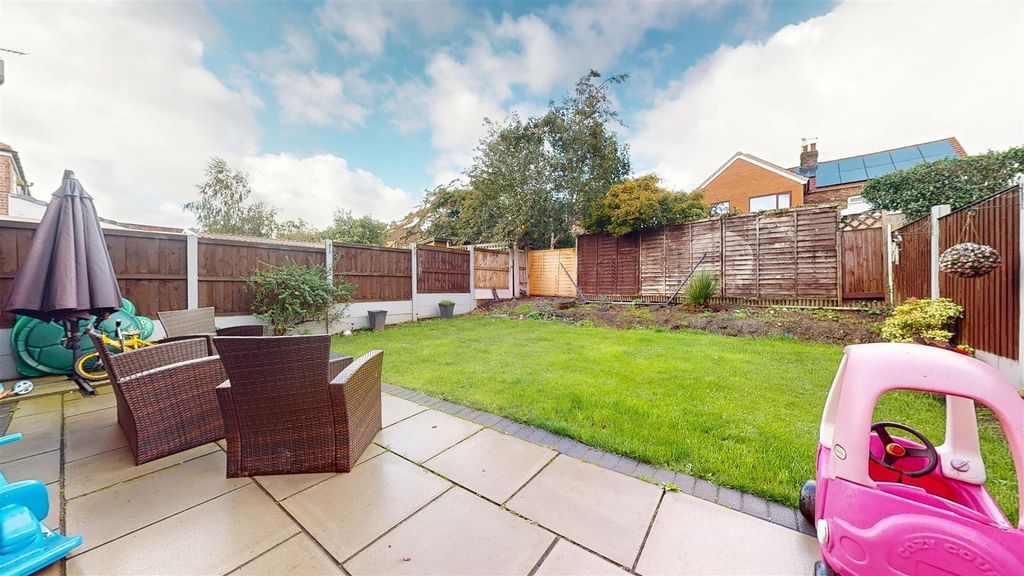 Property photo 2 of 22 Old Mill Avenue Rear Garden