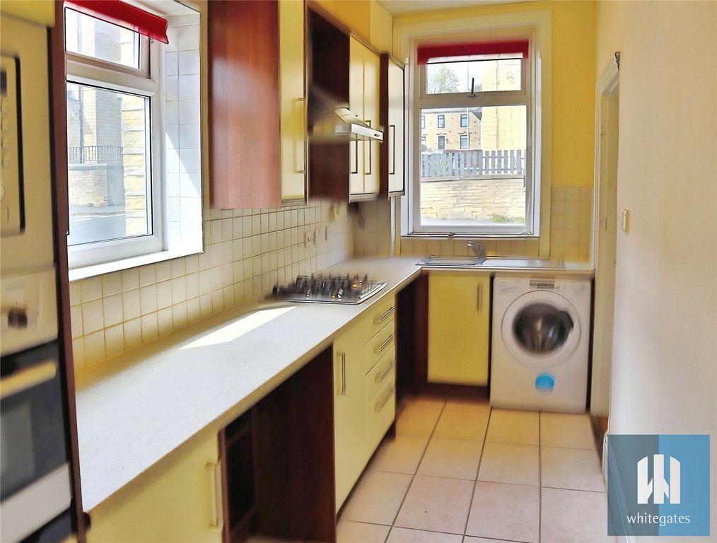 Property photo 2 of 7 Picture No. 17