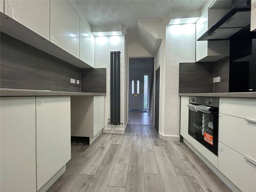 Property photo 2 of 8 Picture No. 04