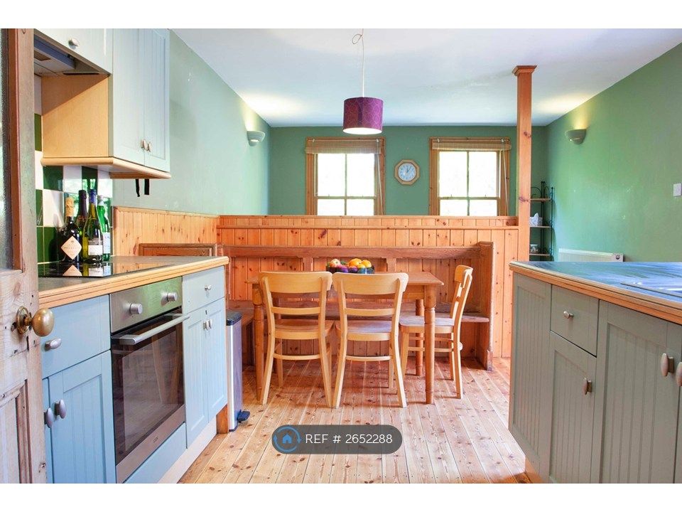 Property photo 1 of 19 Kitchen