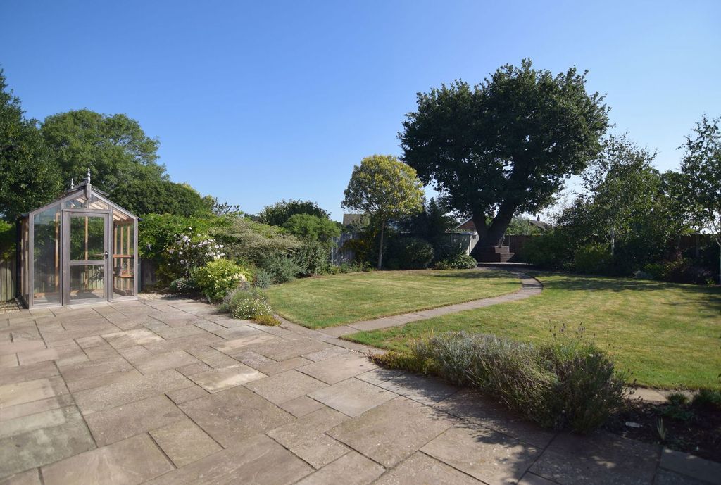 Property photo 3 of 26