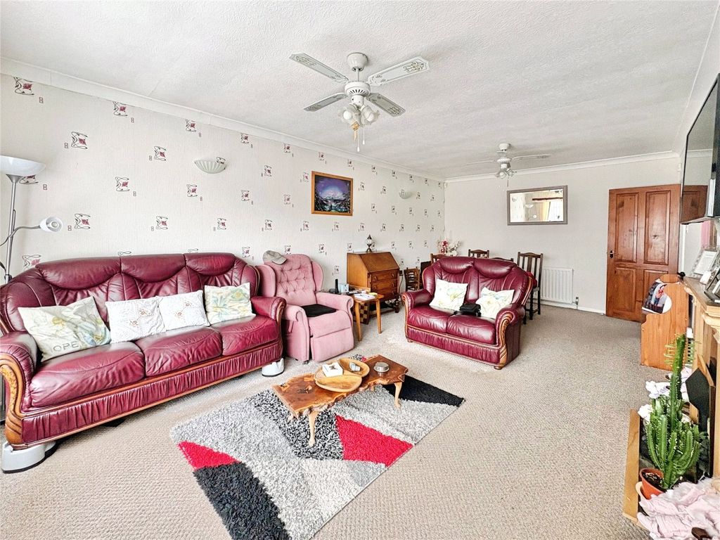 Property photo 2 of 12 Picture No. 01