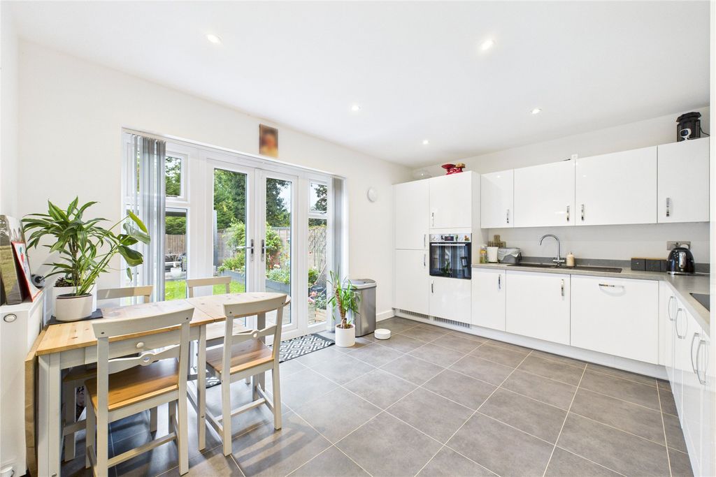 Property photo 3 of 10 Picture No. 09