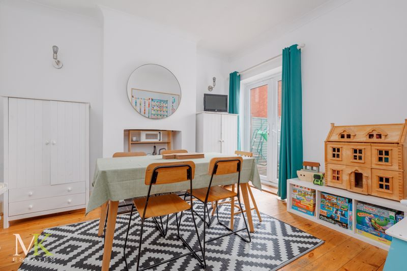 Property photo 3 of 10 Photo 5