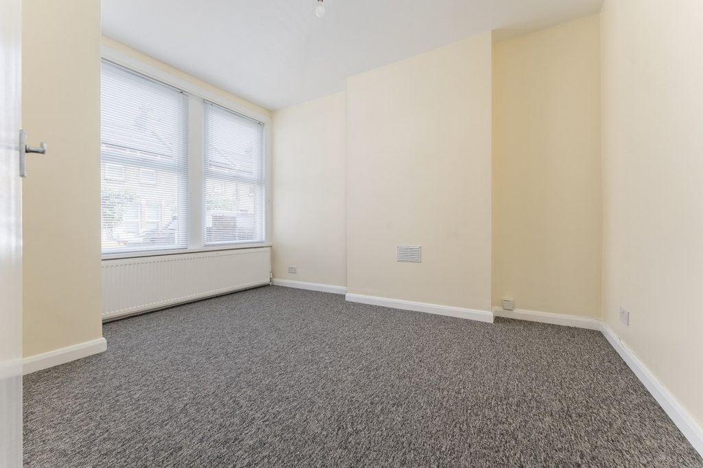 Property photo 2 of 13 Picture No. 06