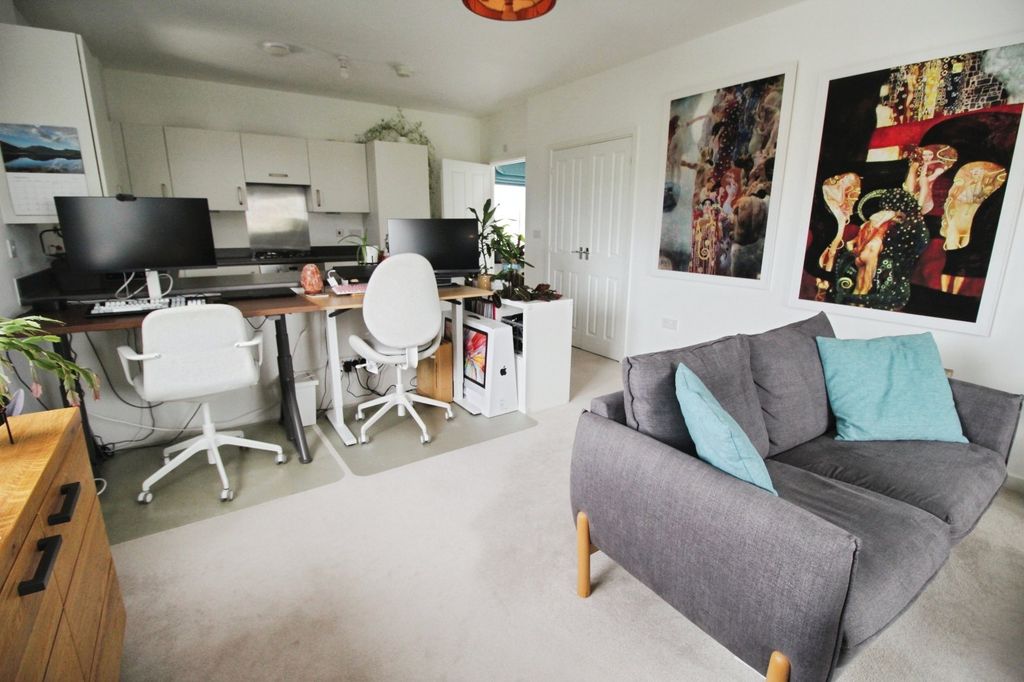 Property photo 3 of 11 Living/Dining Area