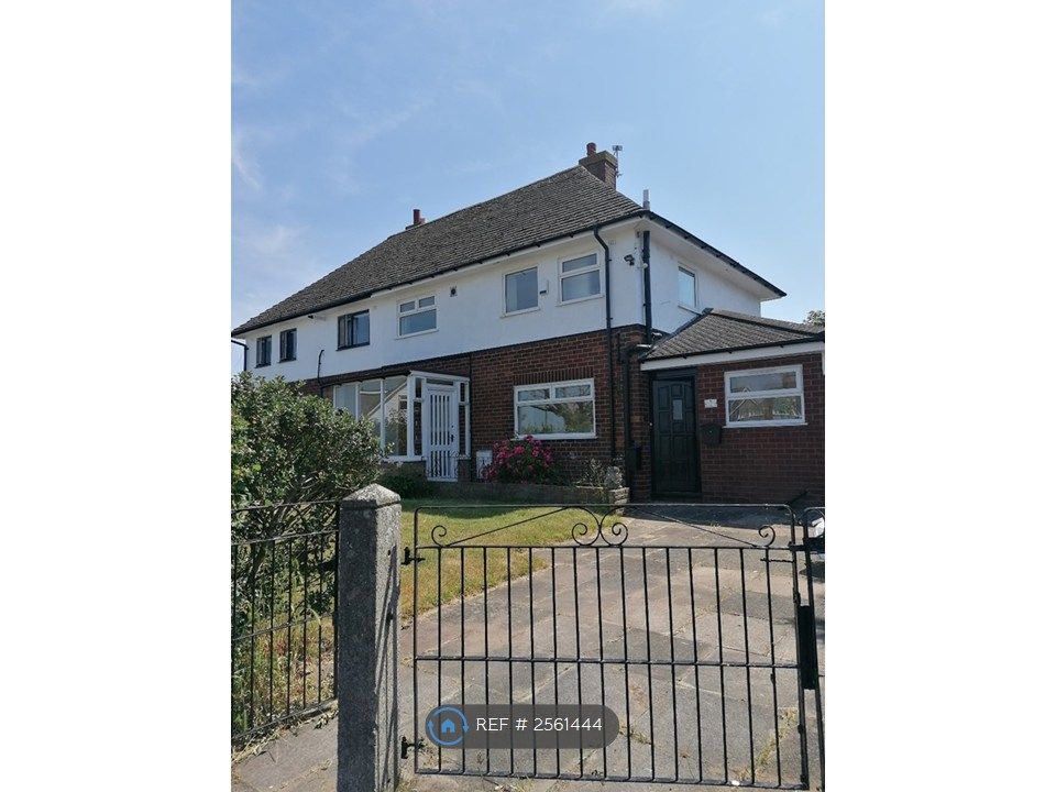 Property photo 2 of 21