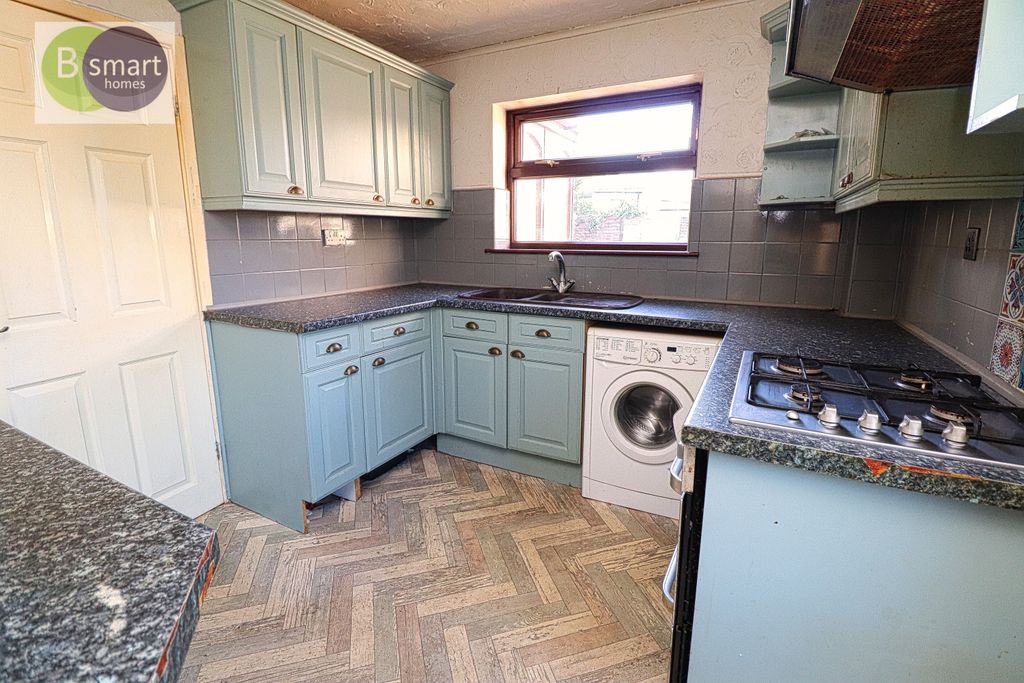 Property photo 2 of 15 Img_5301
