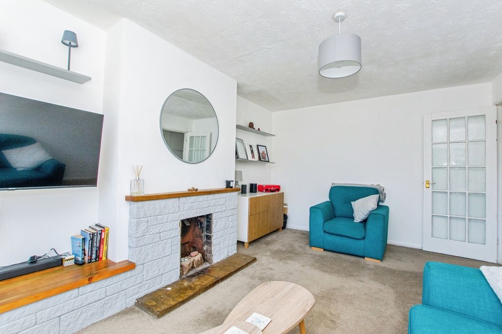Property photo 3 of 11 Pbox-Img.Jpg
