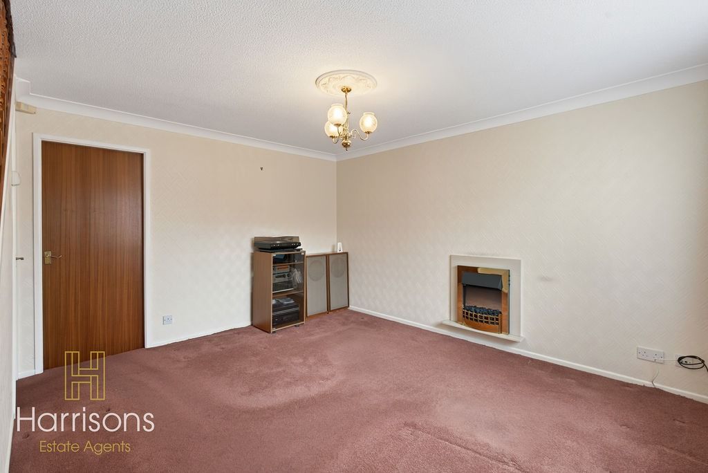 Property photo 3 of 22 5162503