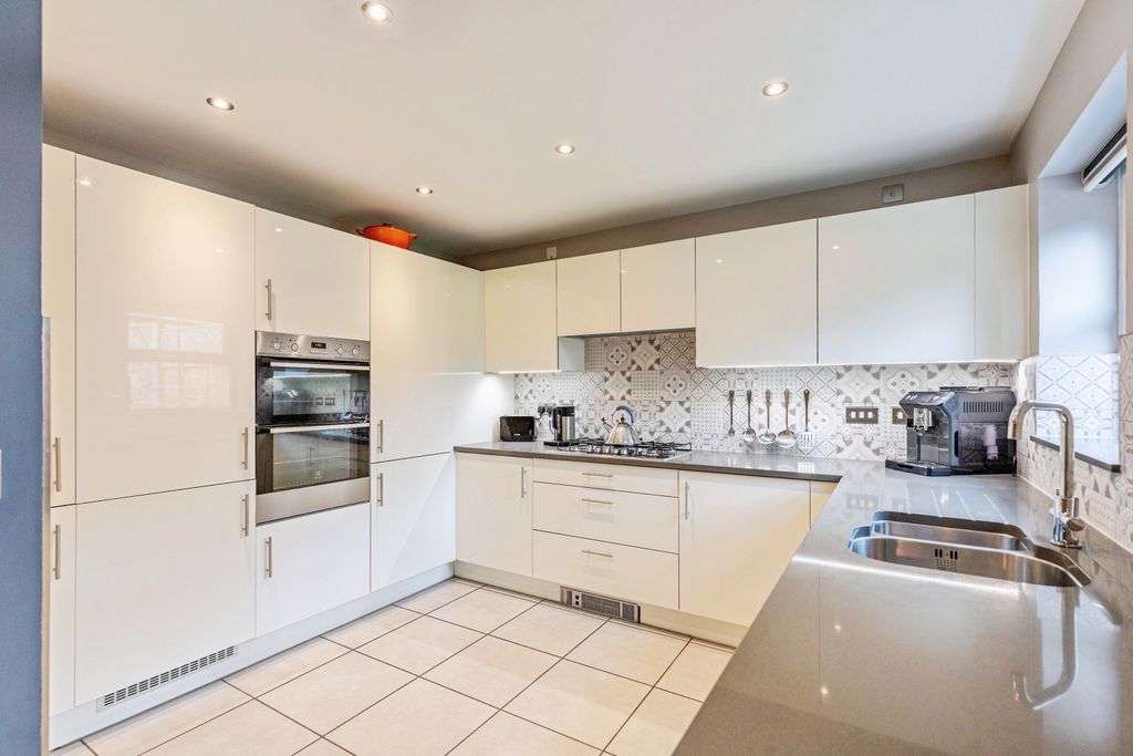 Property photo 2 of 24 A-27