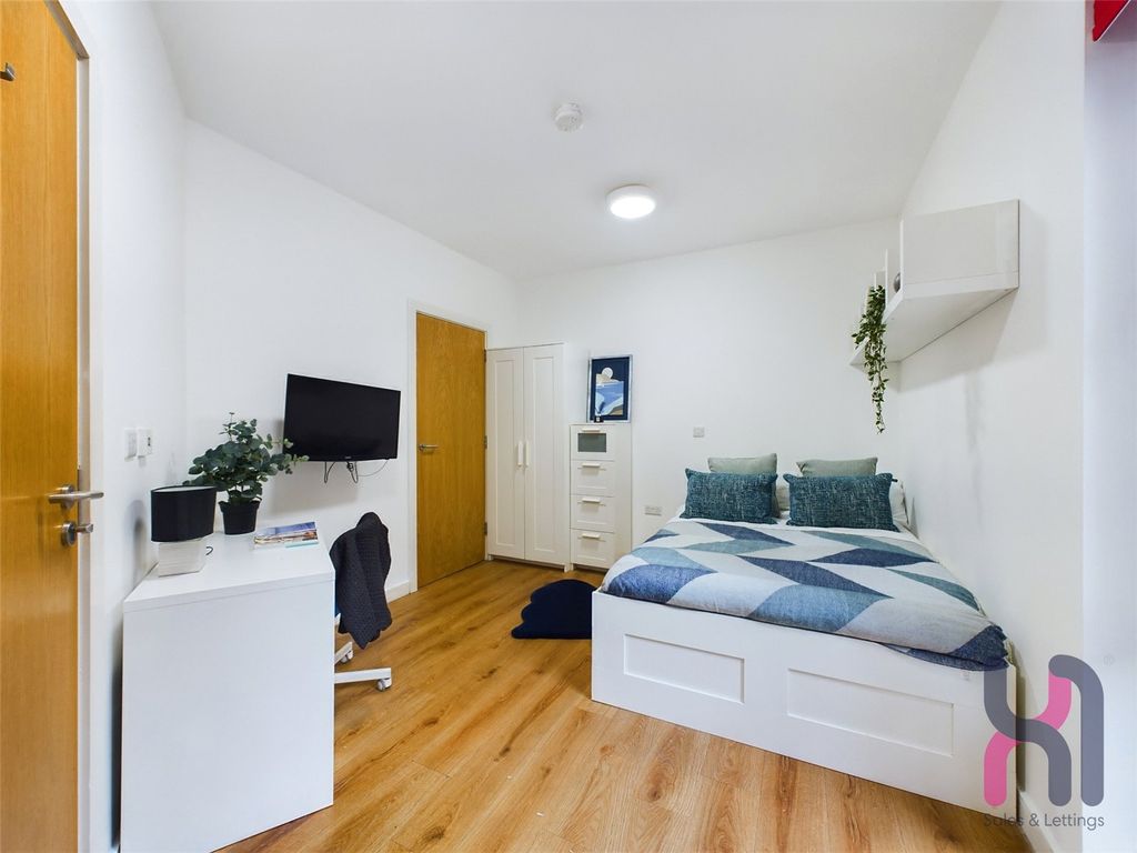 Property photo 2 of 13 Picture No. 09