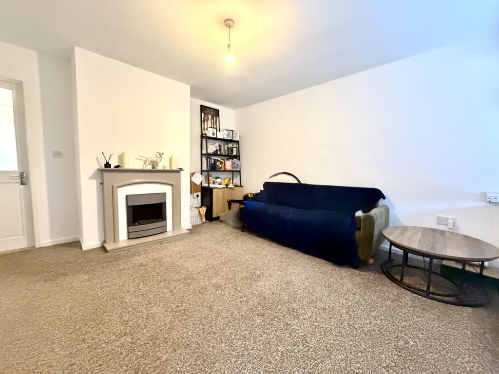 Property photo 2 of 11 Img_8864