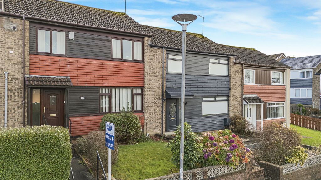 Property photo 1 of 32