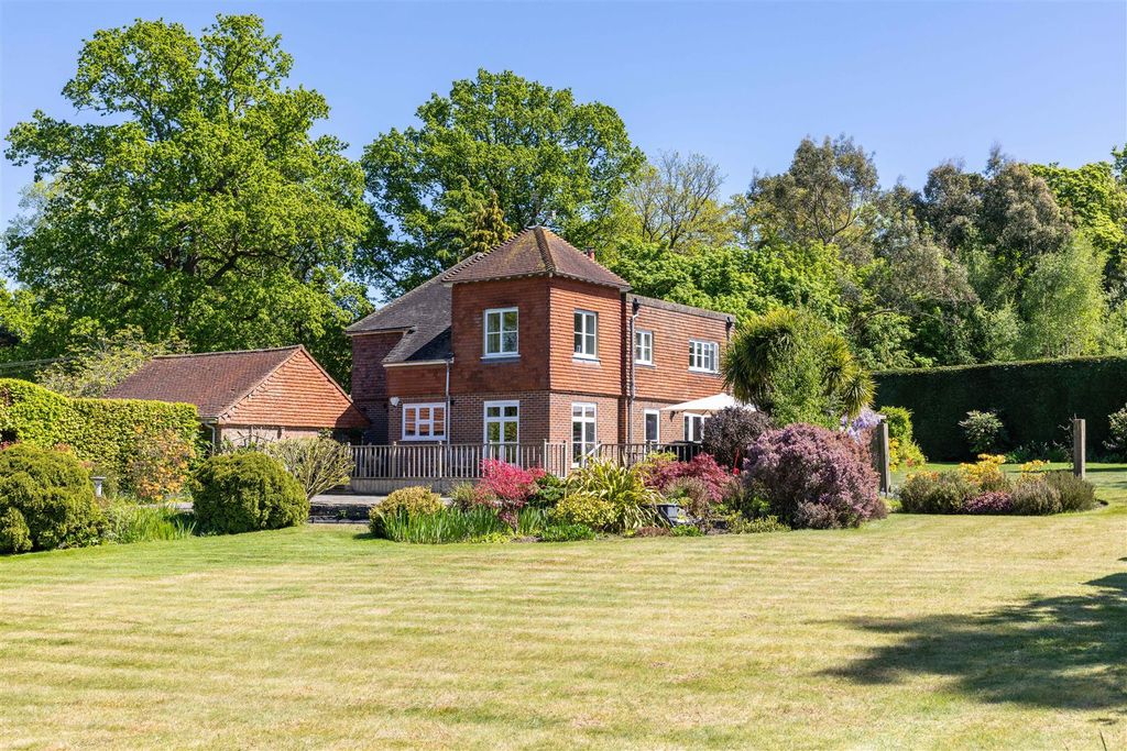 Additional image 30 of 5 bed detached house for saleCliftons Lane, Reigate RH2