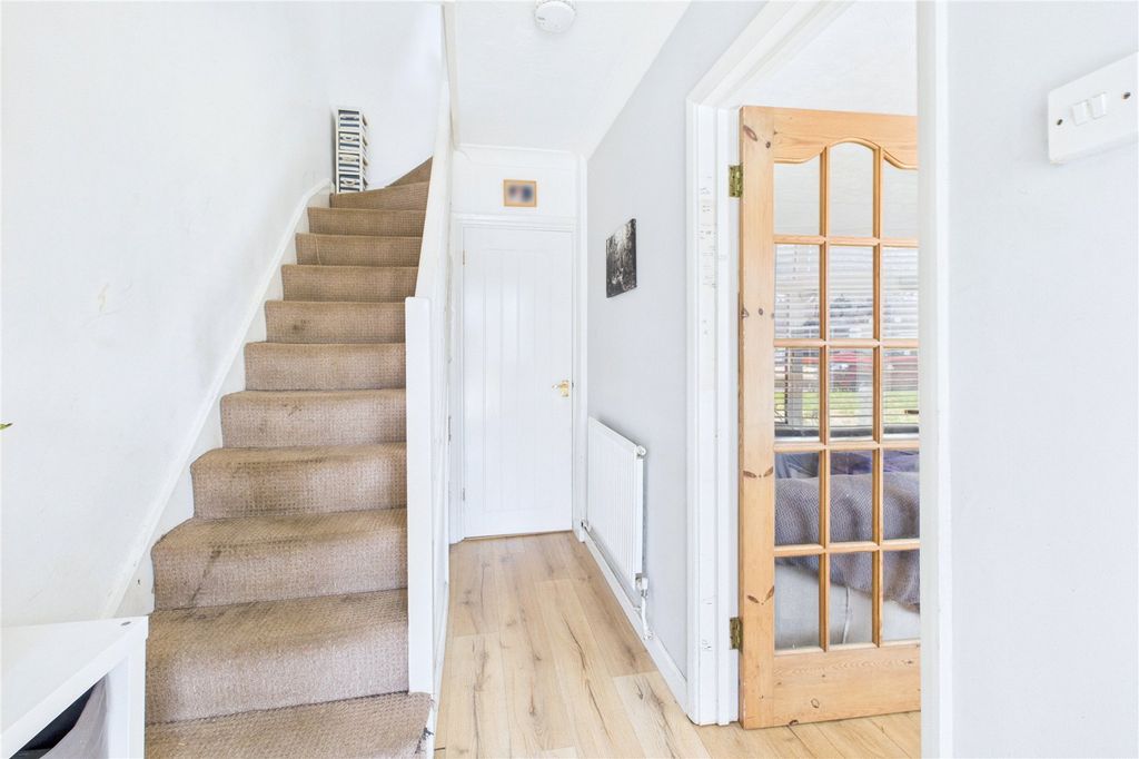 Property photo 2 of 27 Picture No. 03